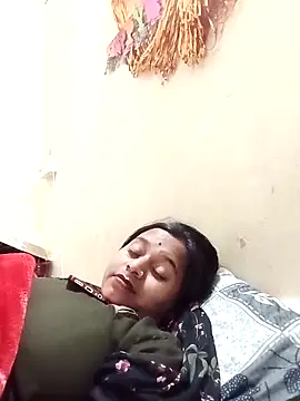 Hot crety online show from February 2026 12:14:02 PM