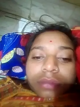 Hot crety online show from November 2025 12:32:02 AM