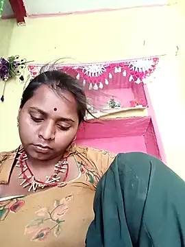 Snapshot of Hot_crety chatting on March 2026 08:05:01 AM Hot crety online show from March 2026 08:05:01 AM