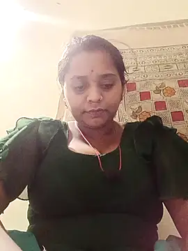 Hot crety online show from July 2026 04:32:01 PM