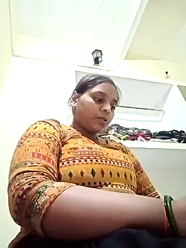 Hot crety online show from November 2025 01:22:01 PM