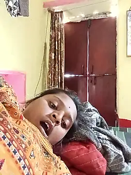 Snapshot of Hot_crety chatting on April 2026 06:48:02 AM Hot crety online show from April 2026 06:48:02 AM