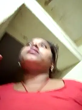 Hot crety online show from November 2025 12:10:01 PM