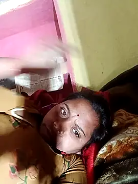 Snapshot of Hot_crety chatting on March 2026 08:43:01 PM Hot crety online show from March 2026 08:43:01 PM