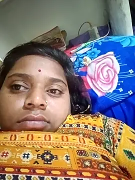 Hot crety online show from November 2025 11:30:02 PM