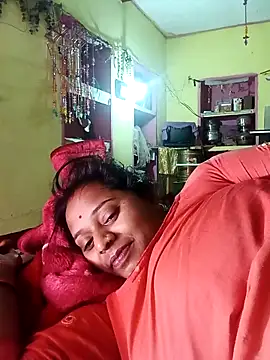 Snapshot of Hot_crety chatting on March 2026 06:44:02 PM Hot crety online show from March 2026 06:44:02 PM