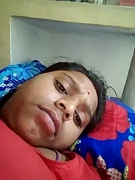 Hot crety online show from November 2025 11:52:01 PM