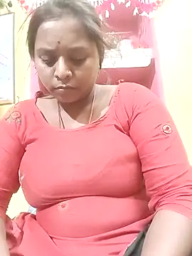 Snapshot of Hot_crety chatting on May 2026 04:04:01 PM Hot crety online show from May 2026 04:04:01 PM