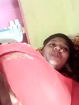 Snapshot of Hot_crety chatting on March 2026 04:01:02 PM Hot crety online show from March 2026 04:01:02 PM