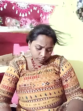 Snapshot of Hot_crety chatting on March 2026 04:08:02 PM Hot crety online show from March 2026 04:08:02 PM