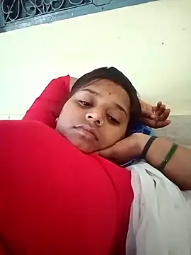 Snapshot of Hot_crety chatting on October 2025 03:52:02 AM Hot crety online show from October 2025 03:52:02 AM