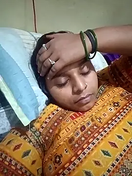 Snapshot of Hot_crety chatting on October 2025 12:46:01 PM Hot crety online show from October 2025 12:46:01 PM