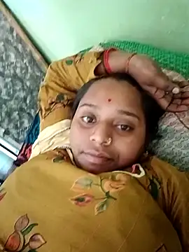 Snapshot of Hot_crety chatting on October 2025 07:01:02 AM Hot crety online show from October 2025 07:01:02 AM