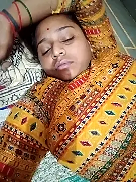 Snapshot of Hot_crety chatting on September 2025 11:23:02 PM Hot crety online show from September 2025 11:23:02 PM