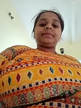 Snapshot of Hot_crety chatting on October 2025 11:44:02 AM Hot crety online show from October 2025 11:44:02 AM