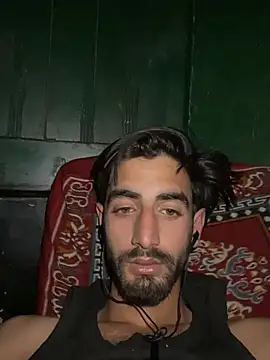 lyath3245 online show from May 2026 08:08:01 PM