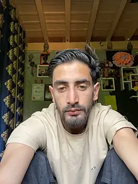 lyath3245 online show from June 2026 05:19:02 AM