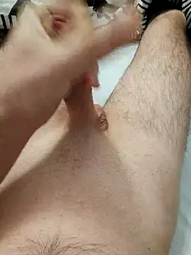 Snapshot of tomekzkutasem chatting on September 2025 04:57:01 AM tomekzkutasem online show from September 2025 04:57:01 AM