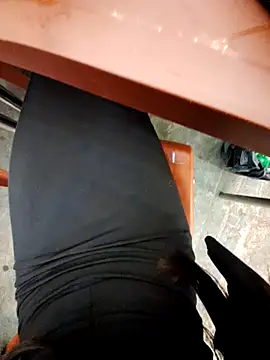 Snapshot of meomeocute chatting on December 2025 01:36:01 PM meomeocute online show from December 2025 01:36:01 PM