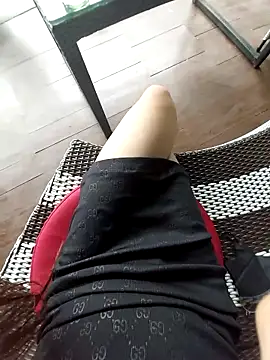 Snapshot of meomeocute chatting on October 2025 05:37:02 AM meomeocute online show from October 2025 05:37:02 AM