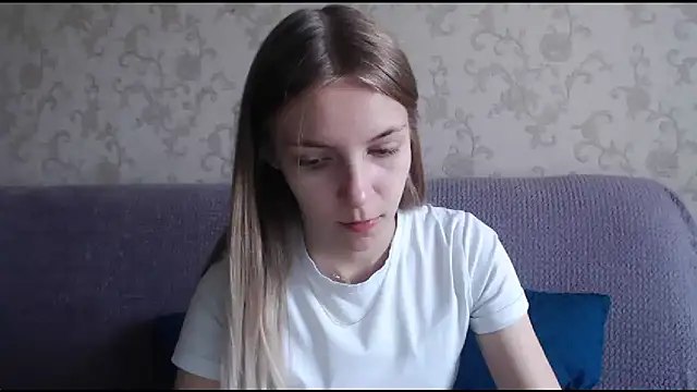 HitGyrl online show from October 2025 08:13:01 AM