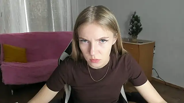 HitGyrl online show from January 2026 08:21:01 AM