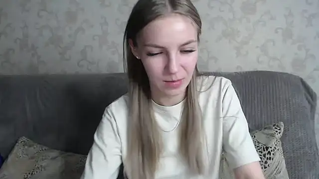 HitGyrl online show from April 2026 01:46:02 AM