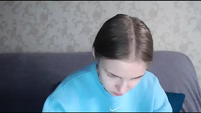 HitGyrl online show from November 2025 08:08:01 AM