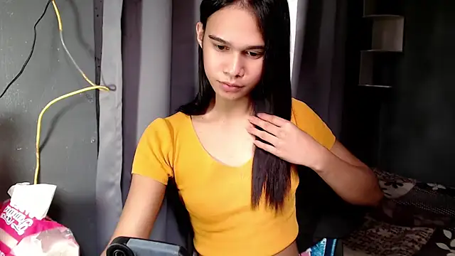 Snapshot of urseductivebarbie_xx chatting on September 2025 05:14:02 AM urseductivebarbie xx online show from September 2025 05:14:02 AM