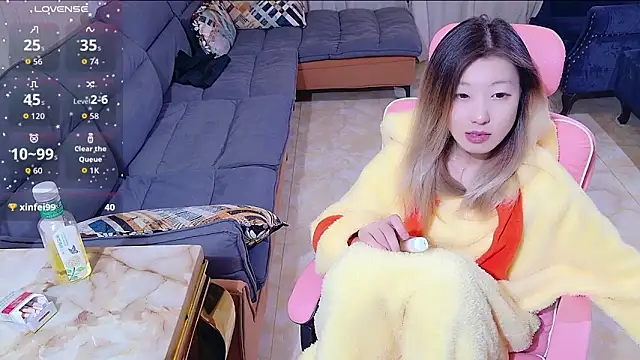 Snapshot of Deserve_E chatting on October 2025 11:55:01 AM Deserve E online show from October 2025 11:55:01 AM