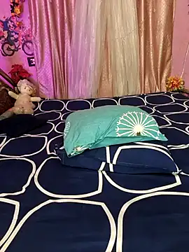 cute-sumi online show from April 2026 05:27:01 PM