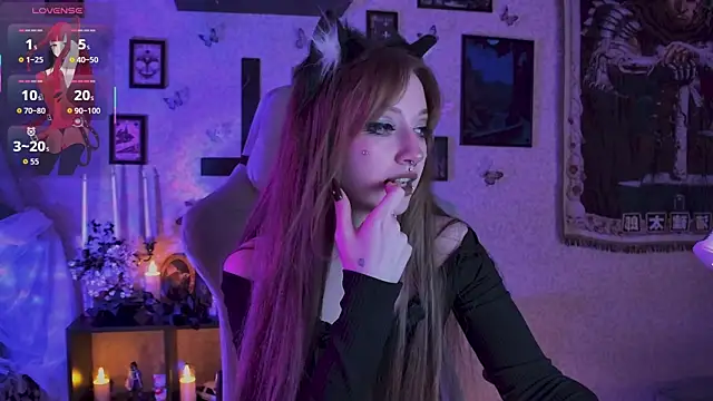 LiliLuna online show from July 2026 08:02:01 PM