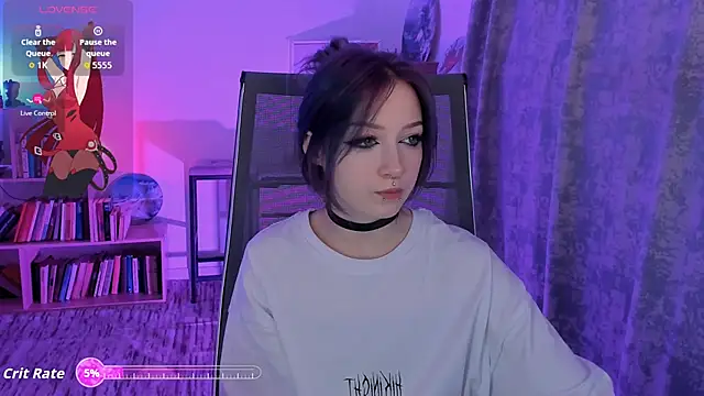 LiliLuna online show from October 2025 10:49:02 AM