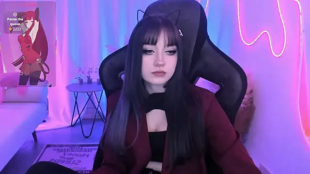 LiliLuna online show from February 2026 12:02:02 PM