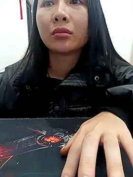 MinhChauXXX19 online show from January 2026 02:20:01 PM