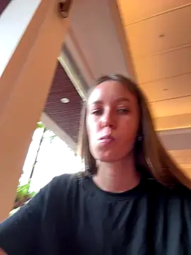 Snapshot of ElliRose chatting on October 2025 12:55:01 AM ElliRose online show from October 2025 12:55:01 AM