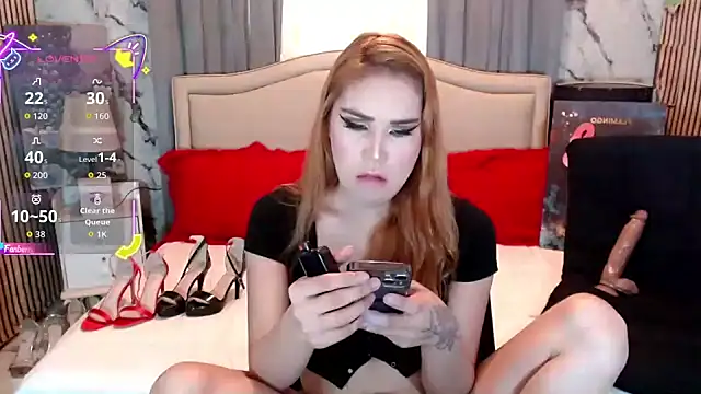 Ninawilsonx online show from November 2025 12:59:02 AM