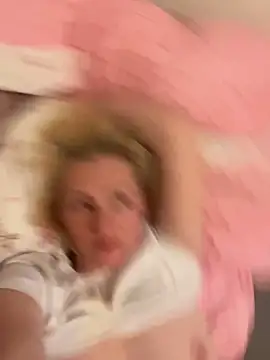 dirtydawneasy online show from April 2026 03:52:01 AM