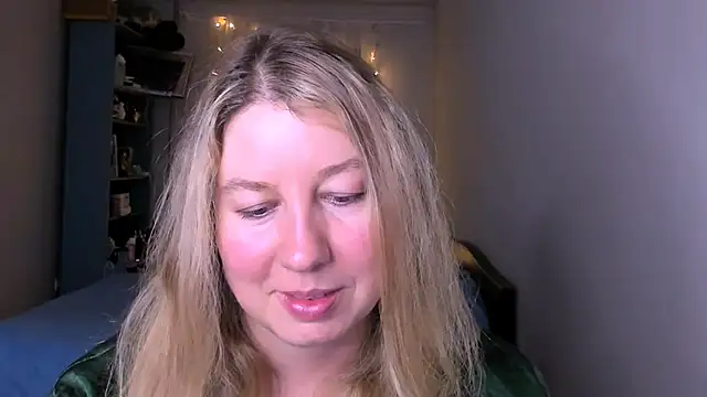 NancySanders online show from April 2026 06:12:01 PM