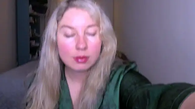 NancySanders online show from May 2026 07:35:01 PM