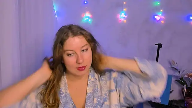 NancySanders online show from October 2025 02:07:01 PM