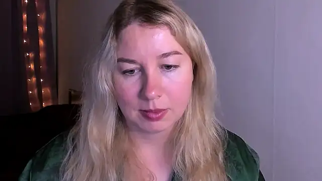 NancySanders online show from July 2026 07:43:01 PM