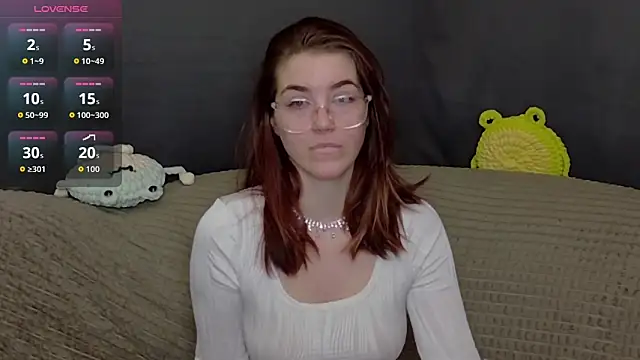 Snapshot of ElzaBlis chatting on December 2025 03:02:02 PM ElzaBlis online show from December 2025 03:02:02 PM