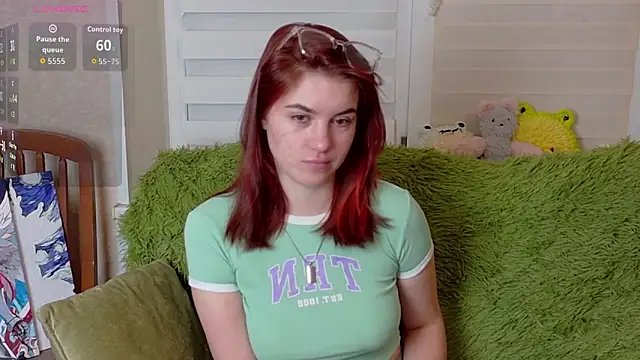 Snapshot of ElzaBlis chatting on October 2025 05:13:02 PM ElzaBlis online show from October 2025 05:13:02 PM