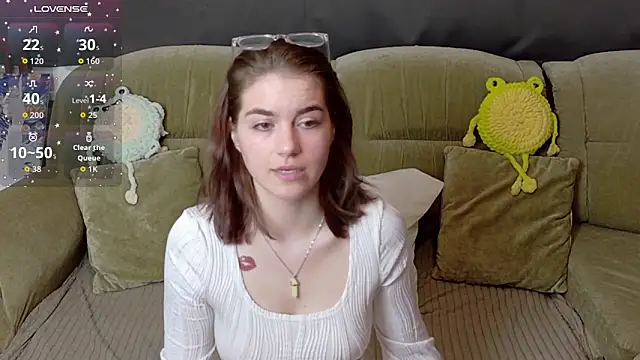 ElzaBlis online show from April 2026 02:42:02 PM