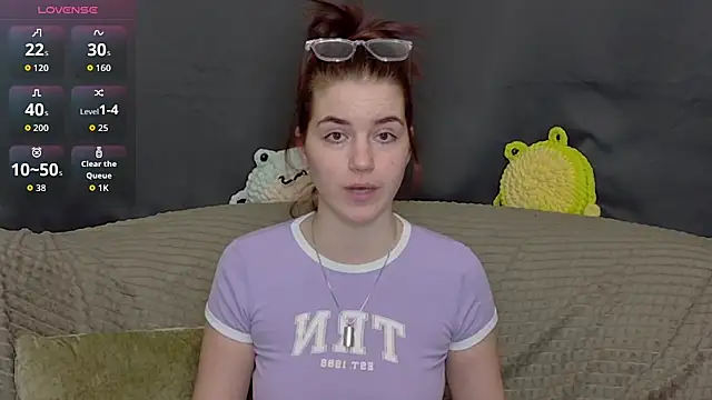 Snapshot of ElzaBlis chatting on November 2025 05:18:01 PM ElzaBlis online show from November 2025 05:18:01 PM