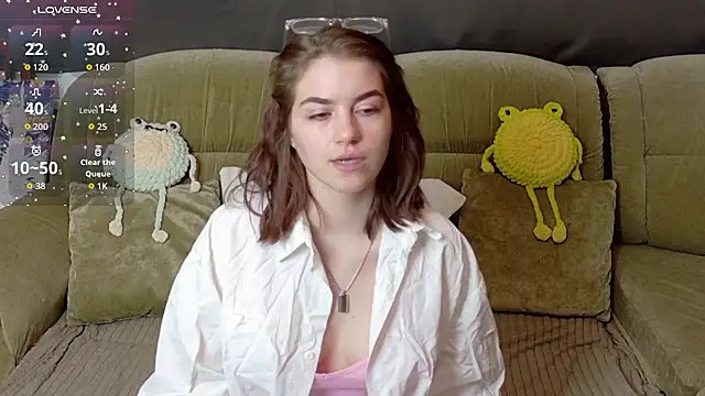 ElzaBlis online show from April 2026 01:01:02 PM