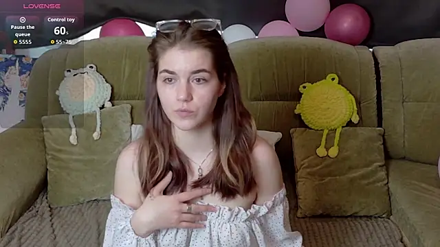 ElzaBlis online show from February 2026 01:01:02 PM