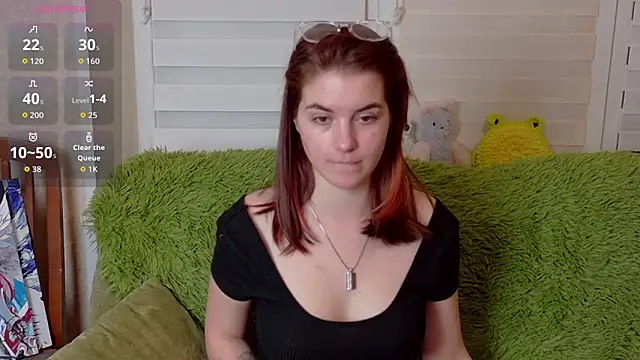 Snapshot of ElzaBlis chatting on October 2025 05:10:01 PM ElzaBlis online show from October 2025 05:10:01 PM