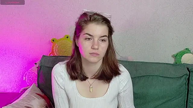 Snapshot of ElzaBlis chatting on June 2026 01:11:01 PM ElzaBlis online show from June 2026 01:11:01 PM
